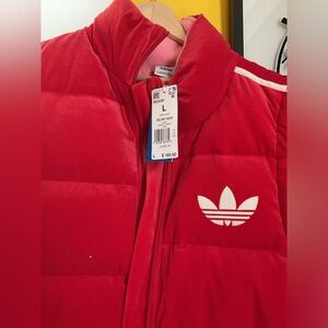 ADIDAS Cherry RED ADICOLOR Vest Size M NWT